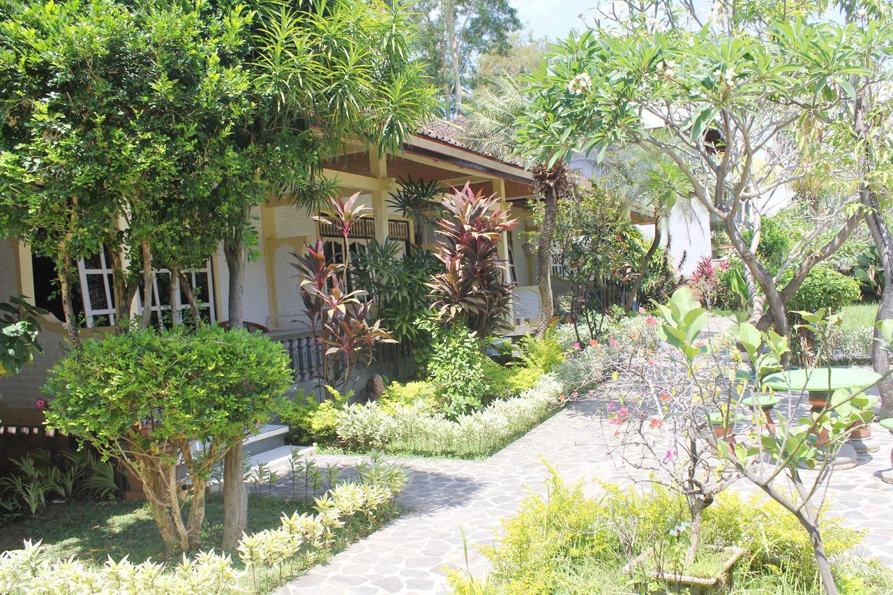 Taman Lily'S Hotel Lovina  Luaran gambar